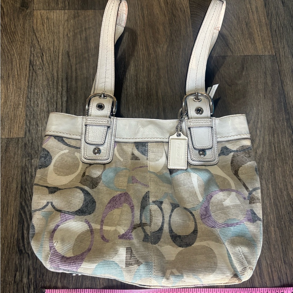 Coach Signature Canvas Tote Bag - Multicolor